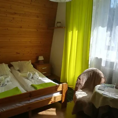 Przystan Nad Potokiem Bed & Breakfast 3*